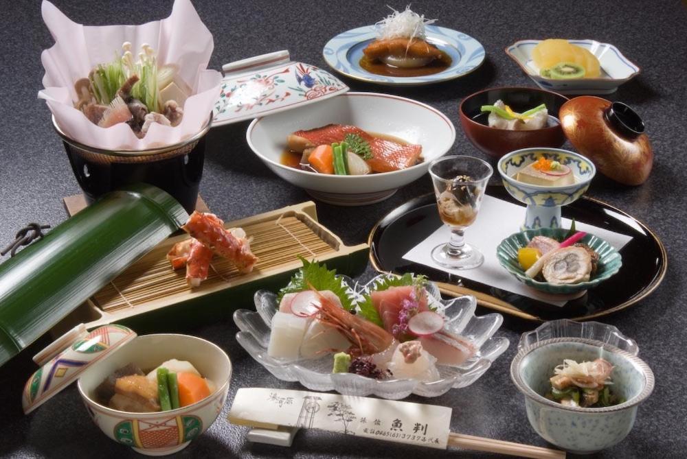 湯河原温泉 旅館　魚判 湯河原町 エクステリア 写真